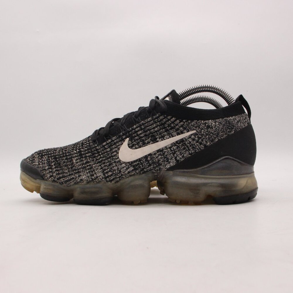 Nike Air Vapormax Flyknit 3 Men's Size 8 Black Oreo Sneakers Shoes AJ6900-002 - Picture 4 of 10